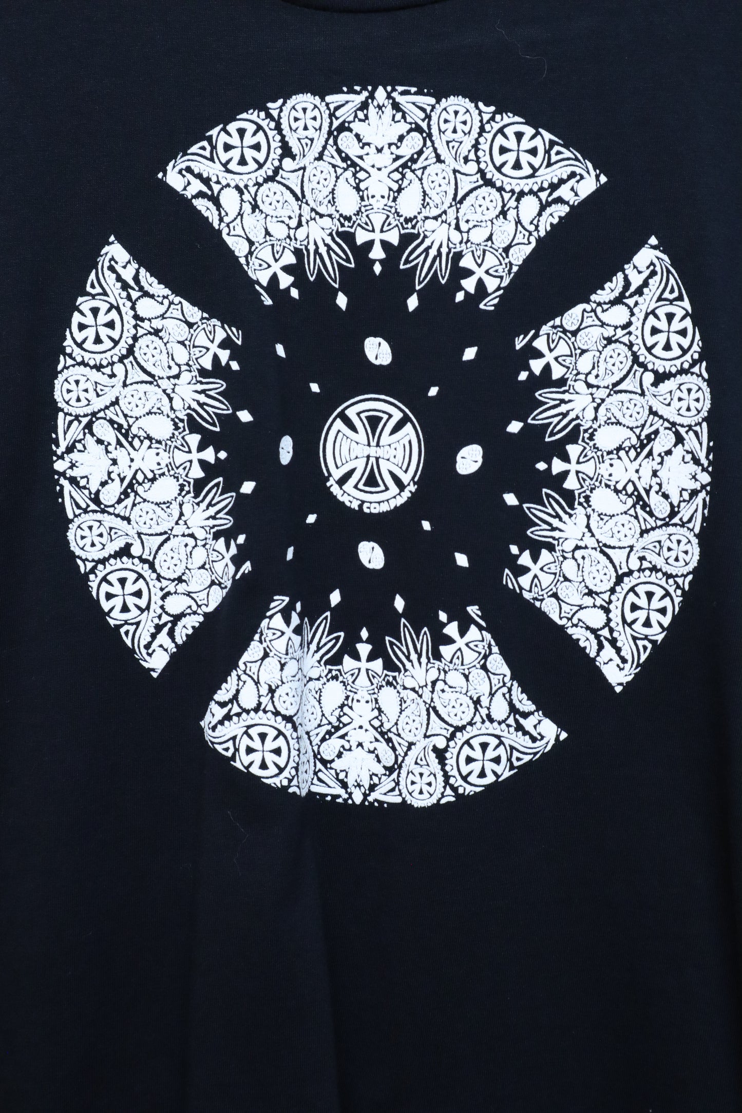 Independent Bandana Cross Youth Tee